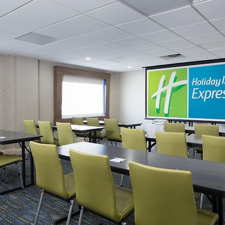 Holiday Inn Express Louisville Northeast, An Ihg Hotel Kültér fotó