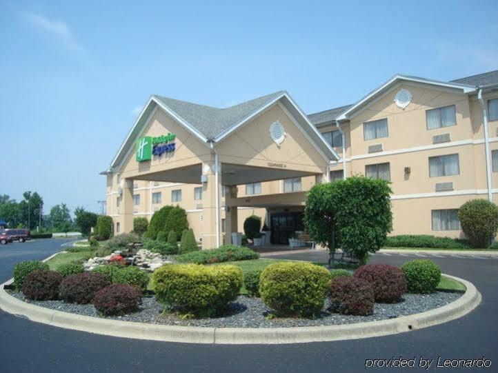 Holiday Inn Express Louisville Northeast, An Ihg Hotel Kültér fotó